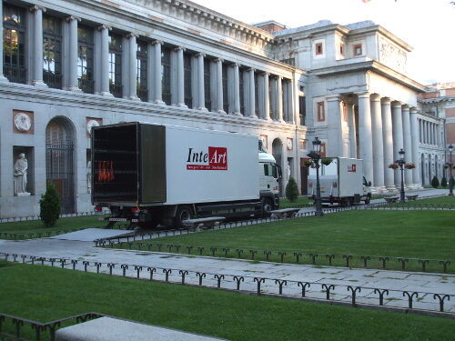 One of InteArt's trucks in front of the Prado Museum